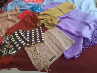 Lote de 10 chales bufandas