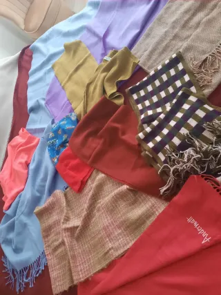 Lote de 10 chales bufandas