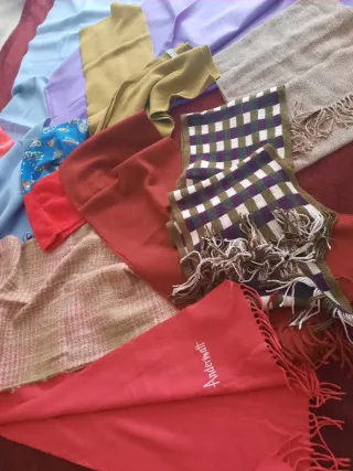 Lote de 10 chales bufandas