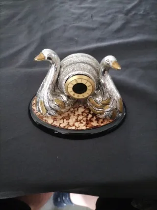 Orologio da collezione cigni