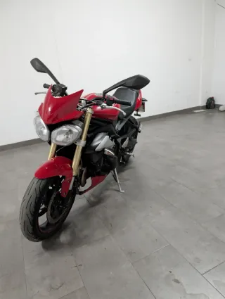 Triumph Street Triple 675 ABS Roja/Plata