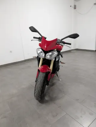 Triumph Street Triple 675 ABS Roja/Plata