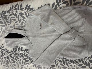 Sudadera McKenzie gris con cremallera