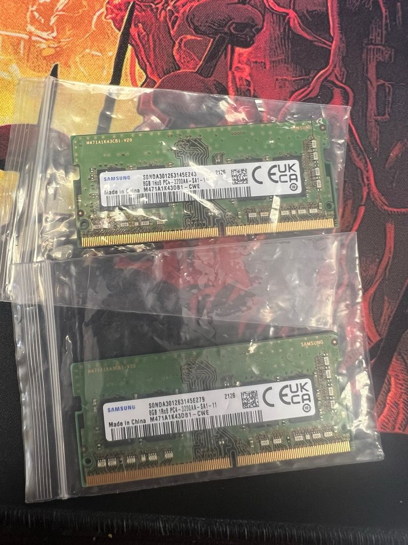 2x Samsung DDR4 8GB 3200MHz SODIMM