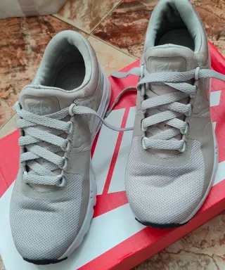 Zapatillas Nike Air Max beige/arena