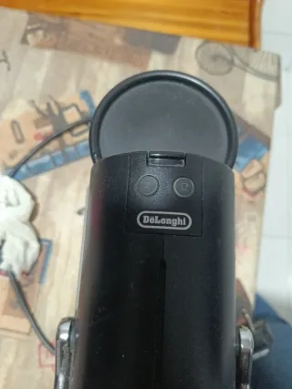 Cafetera Nespresso DeLonghi