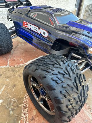 Traxxas E-Revo 1/8 Brushless