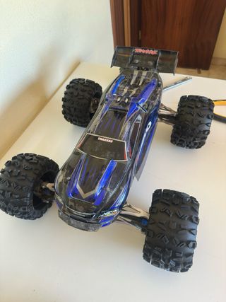 Traxxas E-Revo 1/8 Brushless