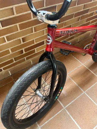 Bicicleta BMX Professionale Rossa