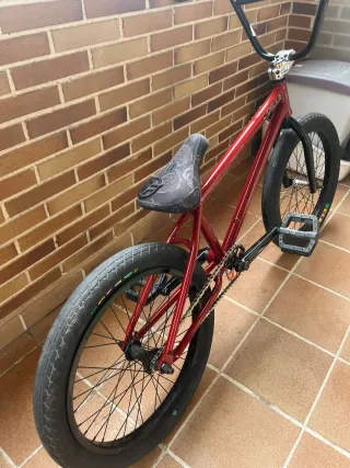 Bicicleta BMX Professionale Rossa