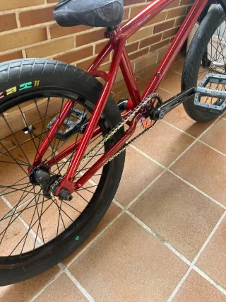 Bicicleta BMX Professionale Rossa
