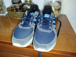 Zapatillas Adidas Azul y Gris