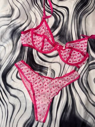 Completo intimo Barbie rosa
