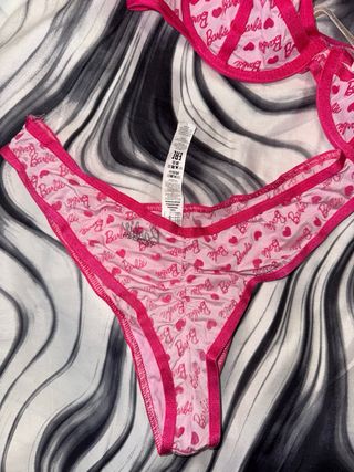 Completo intimo Barbie rosa
