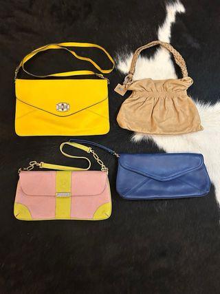 Varietà di borse eleganti e ben curate.