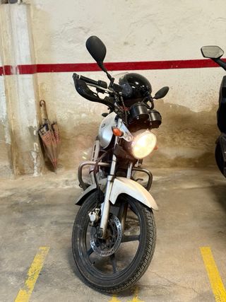 Yamaha YBR 125 2010 Plata