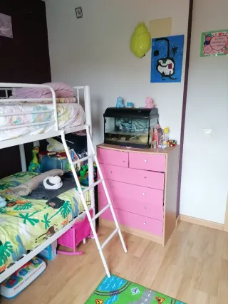 Litera metálica blanca