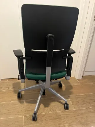 Silla Steelcase Please II