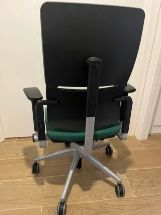 Silla Steelcase Please II