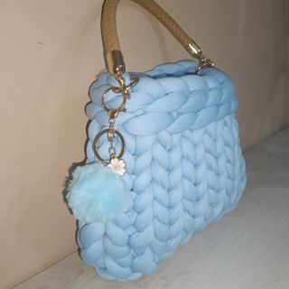 Borsa uncinetto chunky azzurra