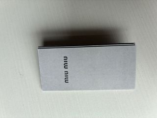 Gafas de sol Miu Miu negras