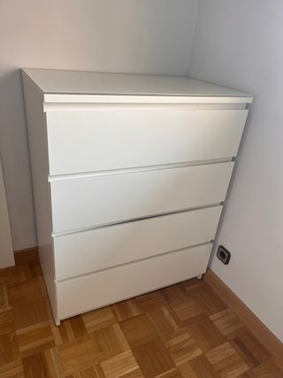 Cómoda Ikea Blanca 4 Cajones con cristal incluido