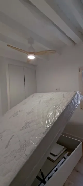 Vendo 2 colchones de grafeno de 150x200 y canapés.