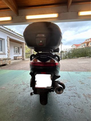 Suzuki Burgman UH200 Negra