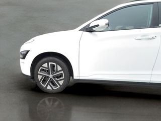 Hyundai Kona EV Klass 150 kW (204 CV)