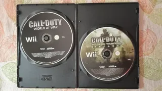 Pacchetto 3 Giochi Wii Call of Duty + Pistola