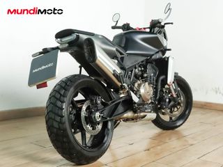 HUSQVARNA SVARTPILEN 801