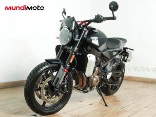 HUSQVARNA SVARTPILEN 801