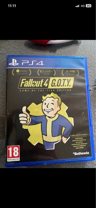 PS4 Pro 1TB Destiny + 2 Mandos + 4 Juegos