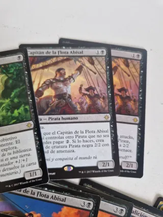 Lote Capitán de la Flota Abisal – Piratas humanos