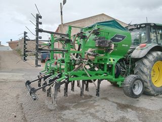 Sembradora DIRECTA Solano Horizonte SDR-400