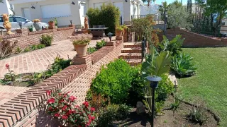 Mantenimiento de piscinas jardínes electricidad