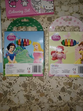 Lote 4 set de libros de colorear y colores