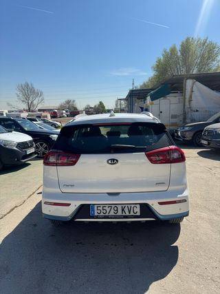 KIA Niro 2019 / HIBRIDO ENCHUFABLE / IMPECABLE