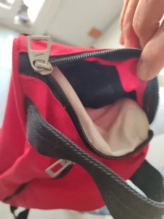 Bolsa deportiva Nike estilo duffel