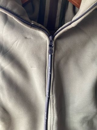 Sudadera Zergatik verde