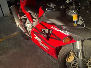 Honda CBR 954 cc Sportbike Manual
