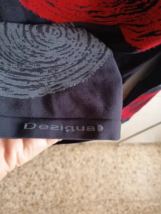 Jersey Desigual cuello barco estampado