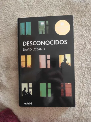 DESCONOCIDOS: Premio EDEBÉ de Literatura Juveni...