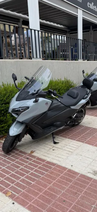 Yamaha Tmax 560 Tech Max