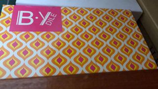 Manoletinas grises con detalle de flecos