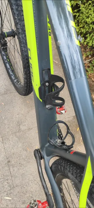 Bicicleta de Montaña Cube