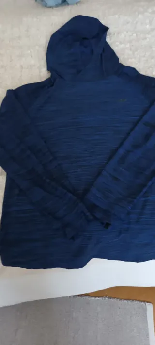 Lote 5 Felpe e Camicia a Quadri