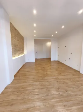 ELECTRICISTA INDUSTRIAL Y DE VIVIENDA FAMILIAR