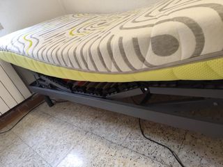 Cama Articulada Metálica y Colchon 90cm