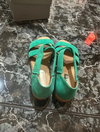 Sandalias Pinaz Verdes Talla 37 Nuevas